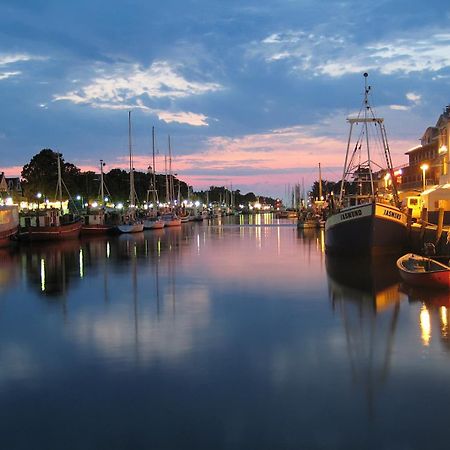 Alexandrine Daire Rostock Dış mekan fotoğraf